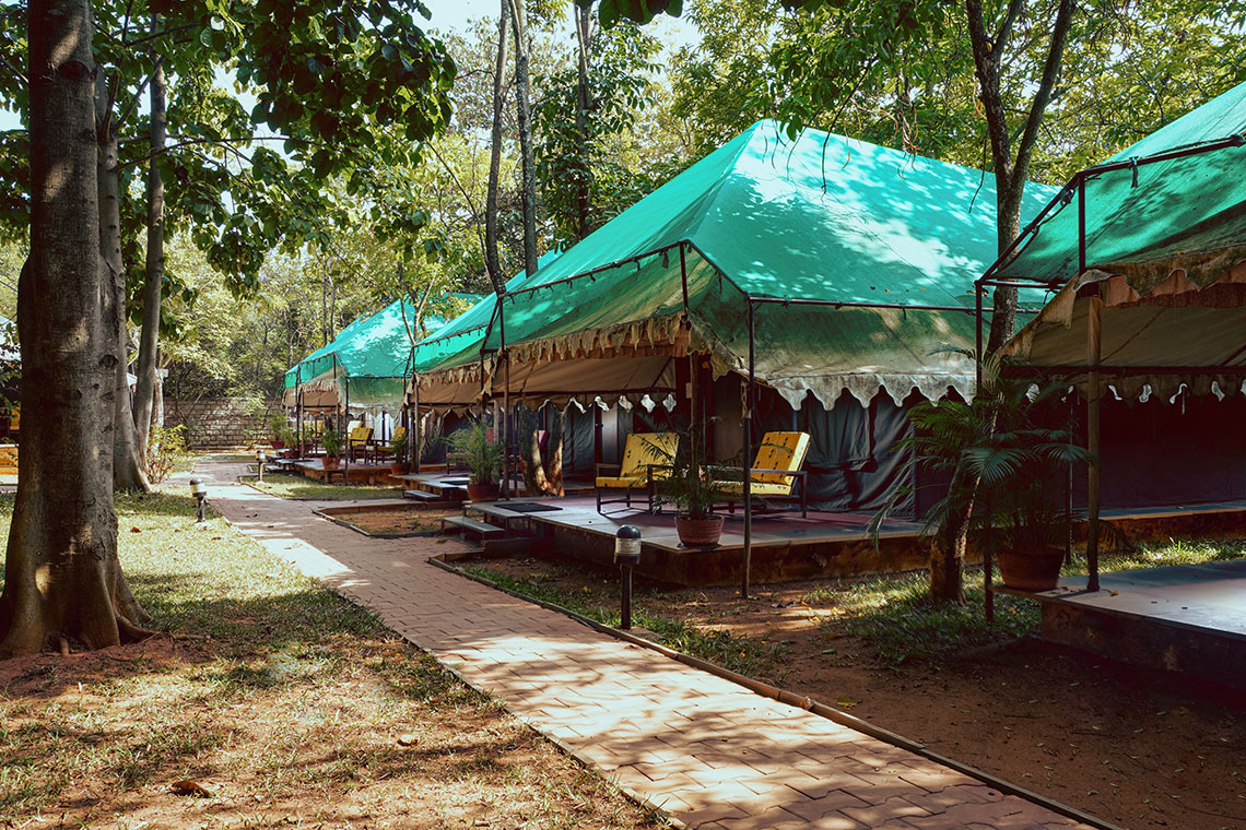 Tent-Cottage-luxury-accommodation-resort-in-bangalore-vacation-stay